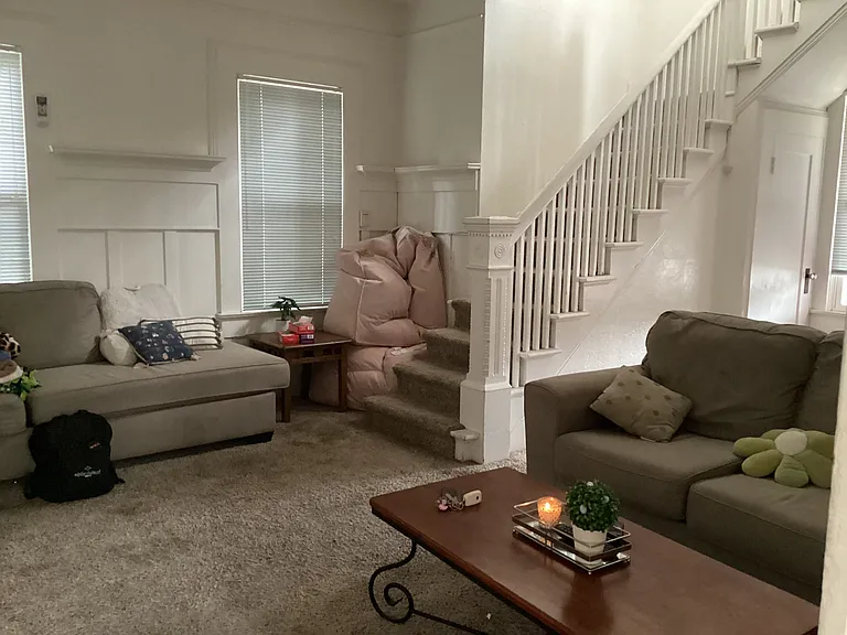 238 W Sacramento Ave — Photo 3