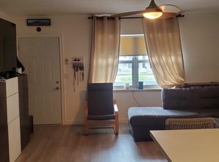 467 Golden Isles Dr APT 204, Hallandale Beach, FL 33009