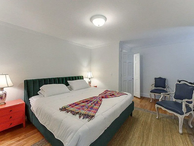 34 Catherine St #A — Photo 14