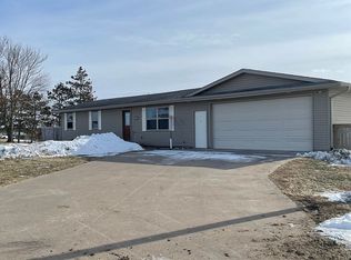 3727 292nd St, Camanche, IA 52730