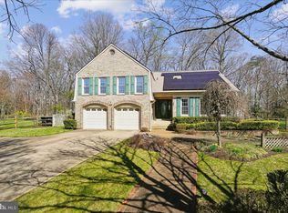 15579 Golf Club Dr, Dumfries, VA 22025