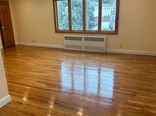 146-03 21st Ave FLOOR 2, Whitestone, NY 11357