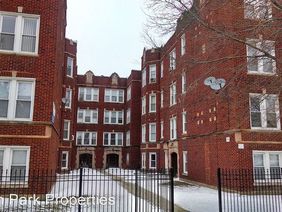 1st image of 4844 W Henderson St #3167632
