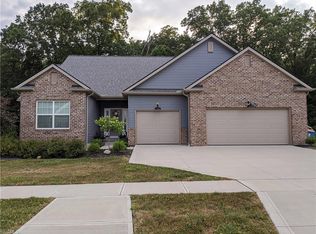 1042 Wayne Trl, Vermilion, OH 44089