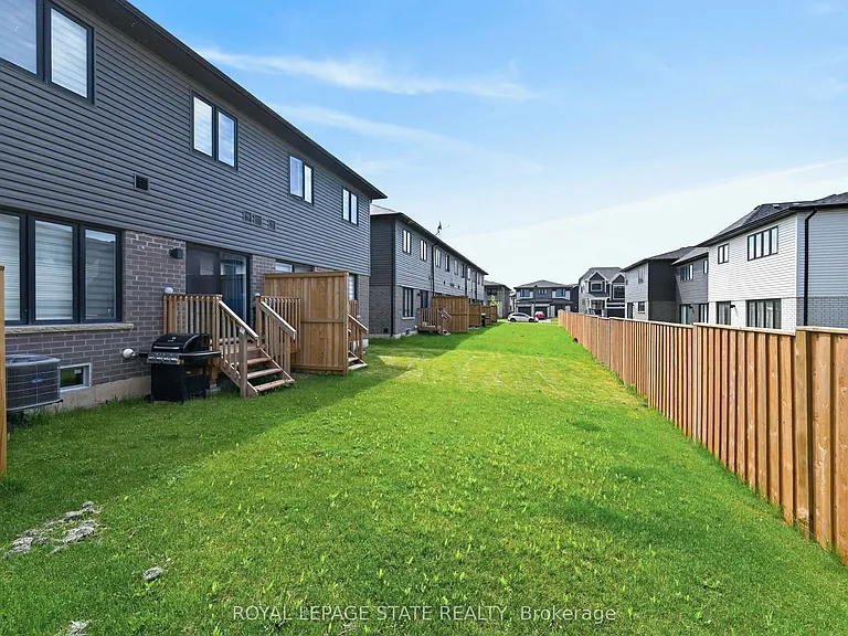 13 June Callwood Way — Photo 41