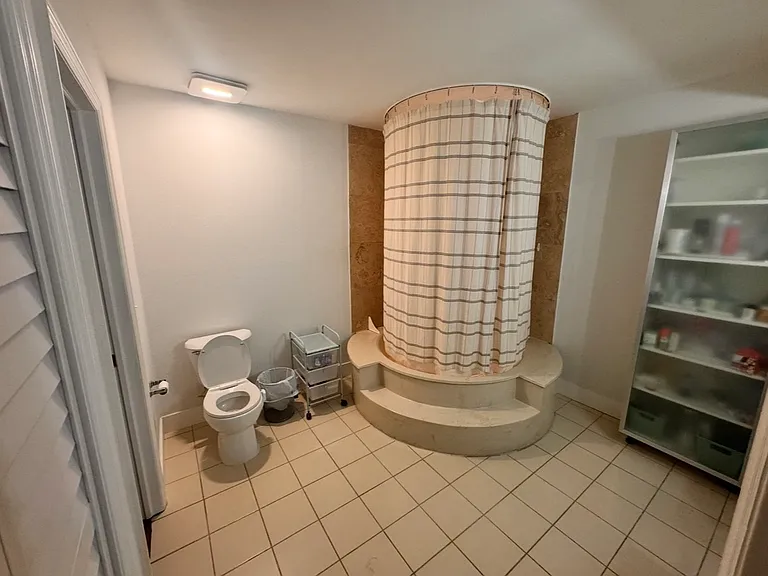 6604 SW 114th Pl #B72 — Photo 12