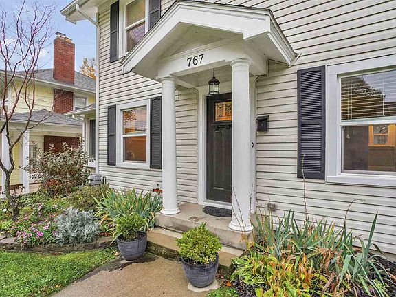 2nd image of 767 Oakridge Dr