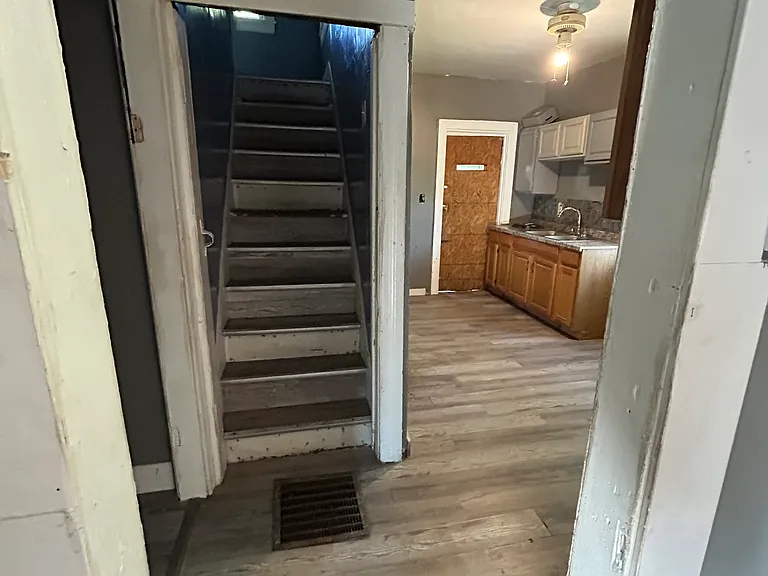 5366 Garland St — Photo 7