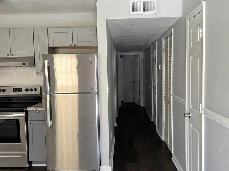 2050 Joseph E Boone Blvd NW #6 — Photo 6
