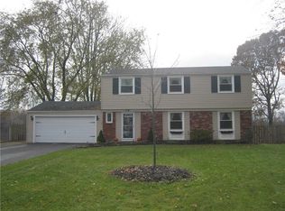 16 Andony Ln, Rochester, NY 14624