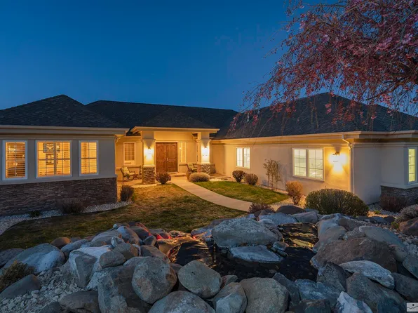 222 N Earlham Ct, Reno, NV 89511