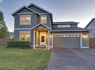 10721 SE Waldorf Ln, Happy Valley, OR 97086