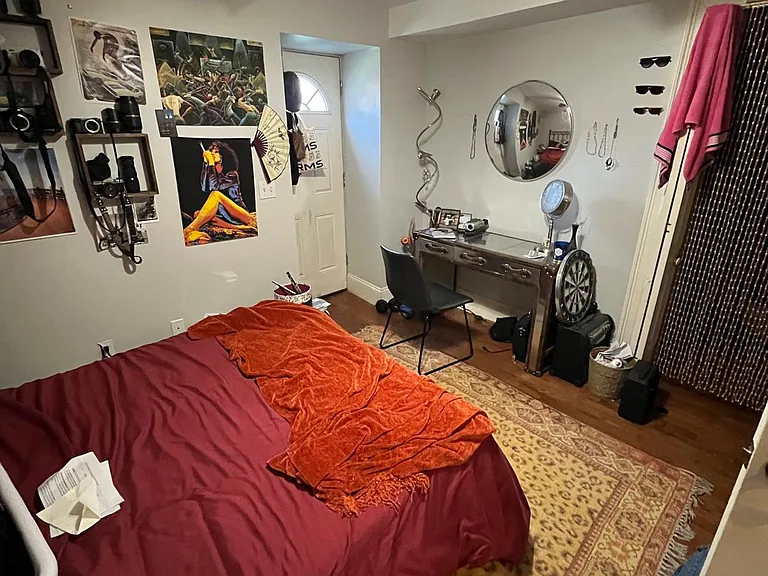 135 Hillside St #1B — Photo 8