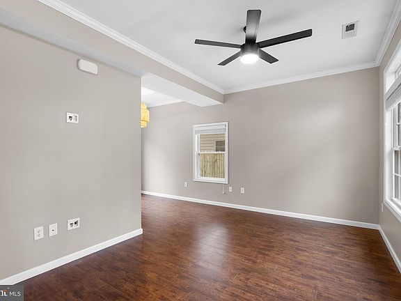 3rd image of 850 Dogwood Trl