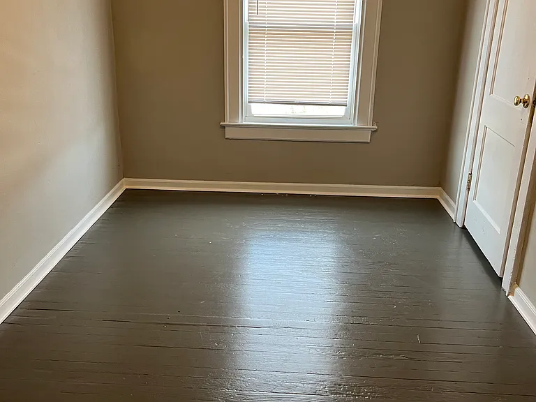 425 S Warren Ave — Photo 6