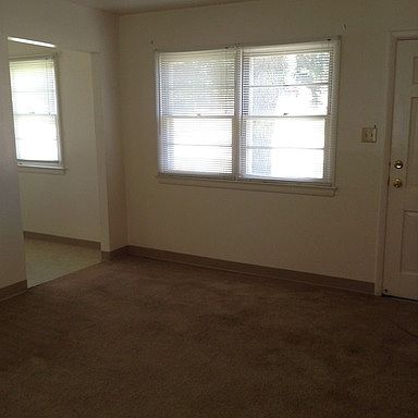 2nd image of 123 Northgate Ave