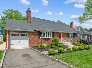 206 Hickory Ave, Garwood, NJ 07027
