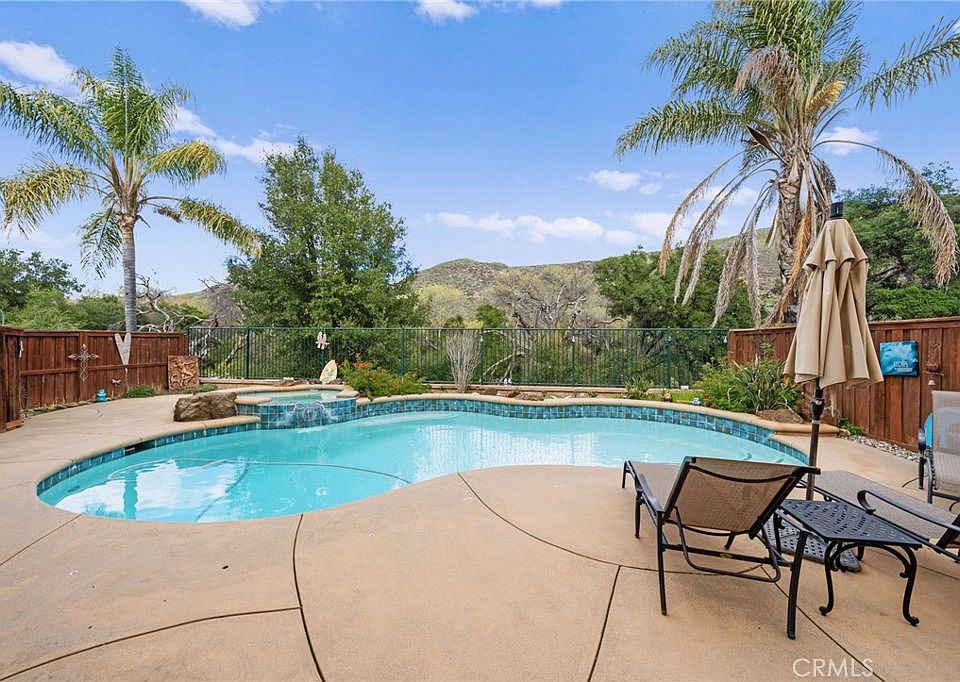 1st image of 32520 Sprucewood Way