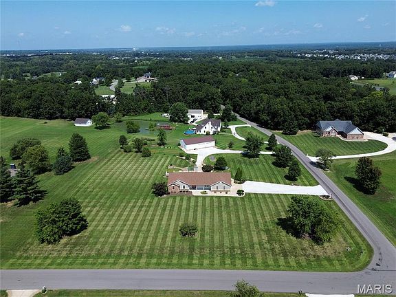 3rd image of 151 Plantation Dr