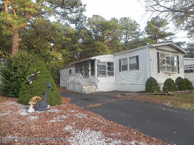 1st image of 33 Kingfisher Way