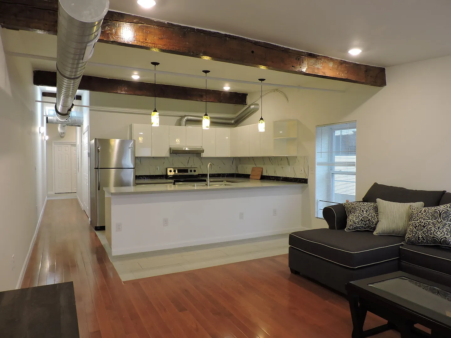 309 Sycamore Street Apartments — Photo 4