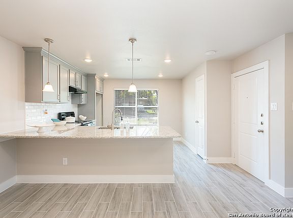 4th image of 4321 Stayman Dr