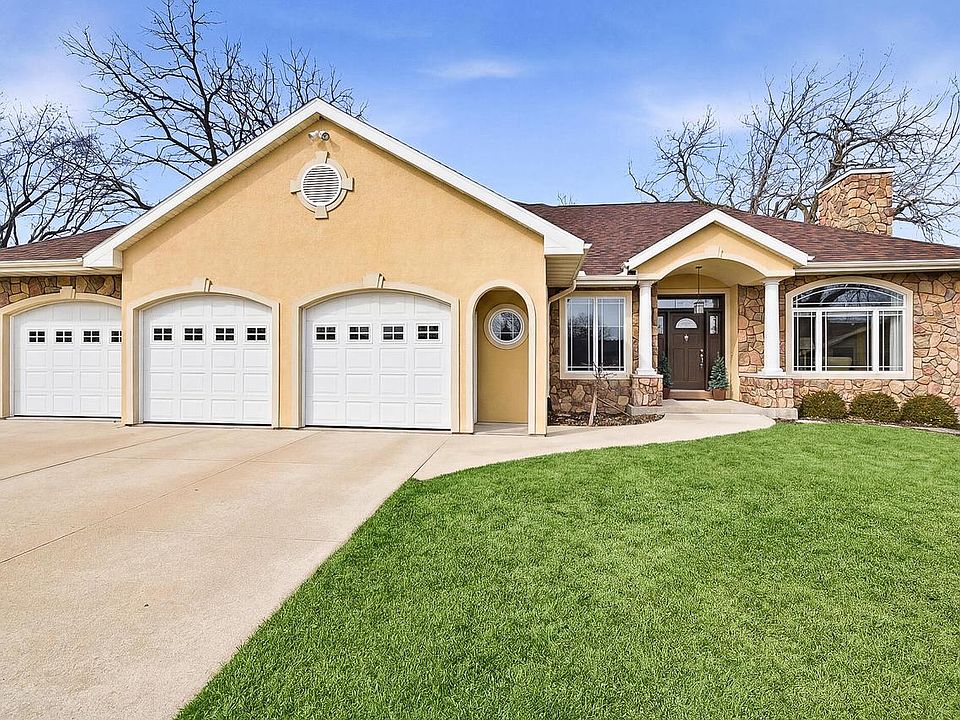 1st image of 111 Bayfield COURT