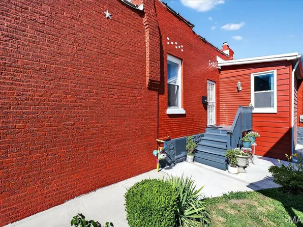 4442 Morgan Ford Rd, Saint Louis, MO 63116