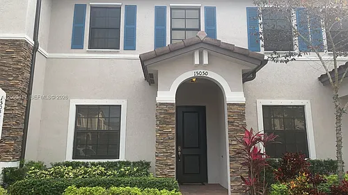 15050 SW 116th St Photo 1