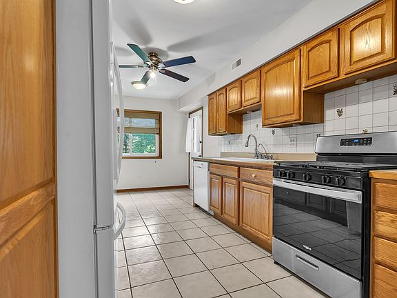 3rd image of 11210 Cherry Ct #52A