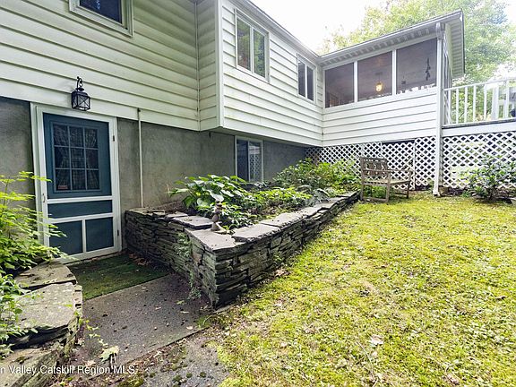 5th image of 16 Washburn Terrace