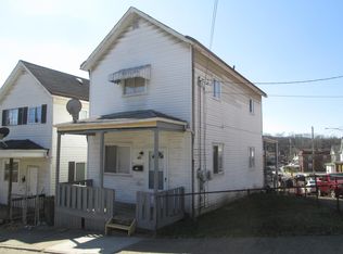 217 Bruce St, Mc Kees Rocks, PA 15136