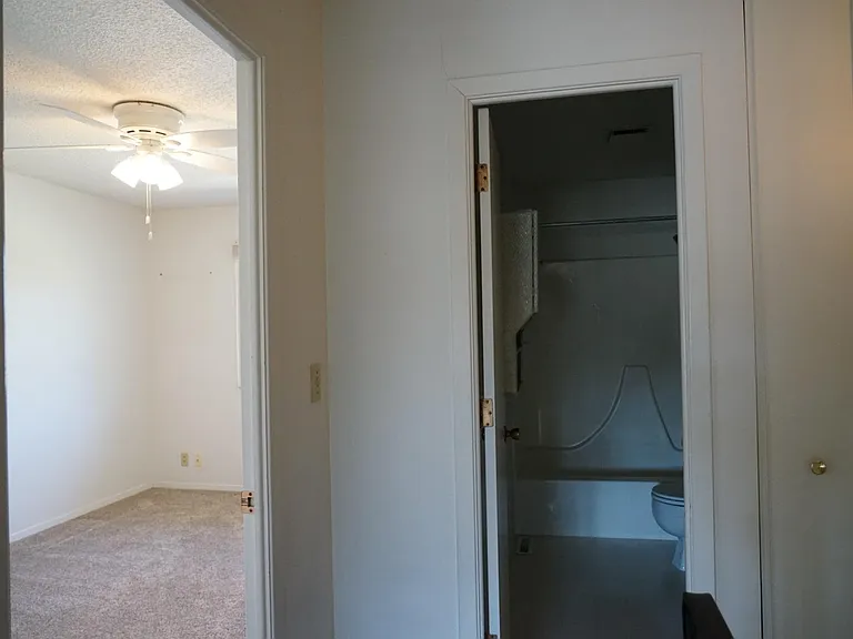 2347 Wildwood Pl — Photo 18