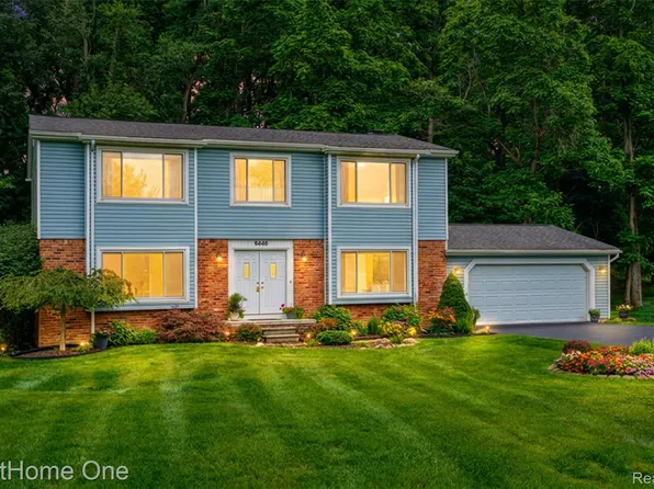6448 Grand Circle Dr, Brighton, MI 48116
