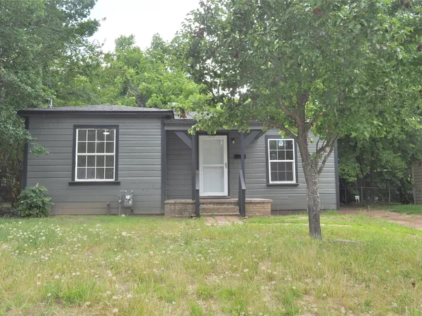 722 Sunset St, Sulphur Springs, TX 75482