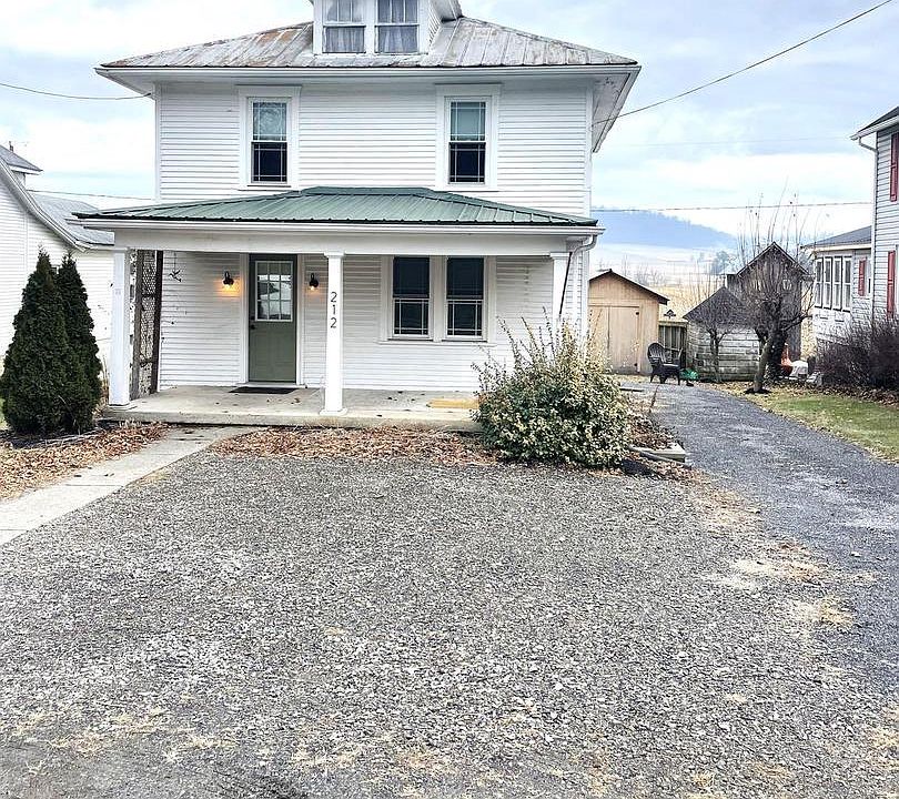 1st image of 212 Main St