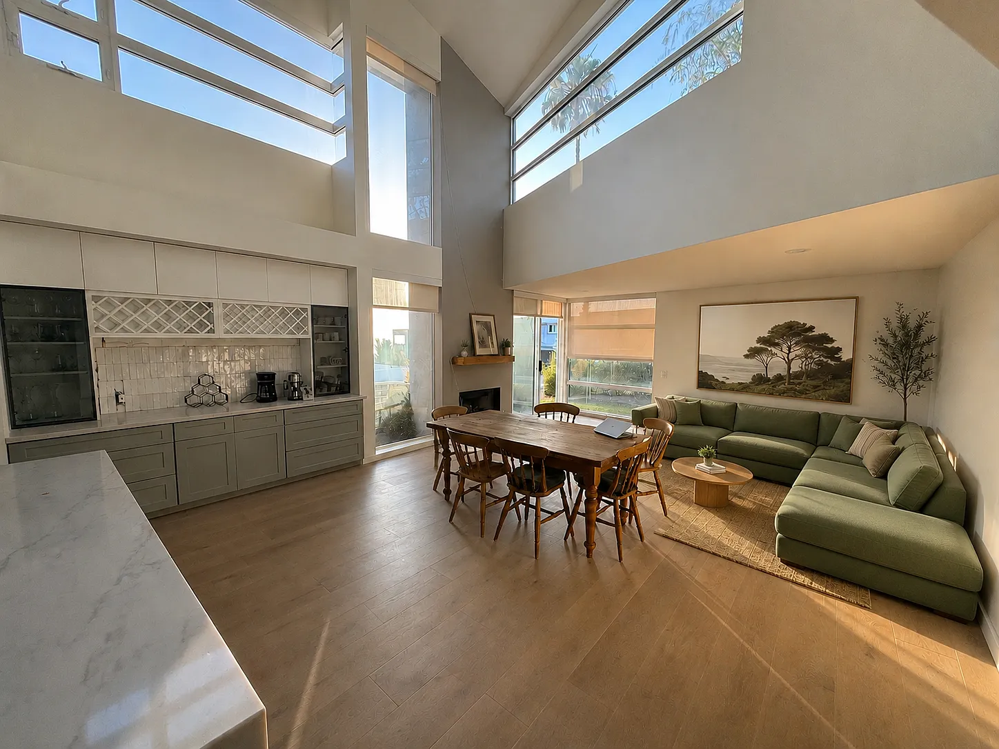 4 bed, 3.5 bath, 2825 sqft, $26,000 — Photo 3