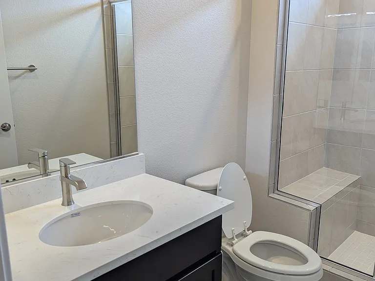 1618 Daisy Ln — Photo 17