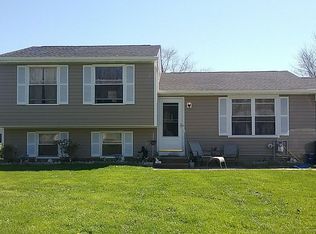 9470 Madison Ave, Brewerton, NY 13029