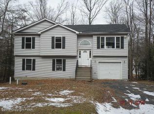 520 Graham Ln, Tobyhanna, PA