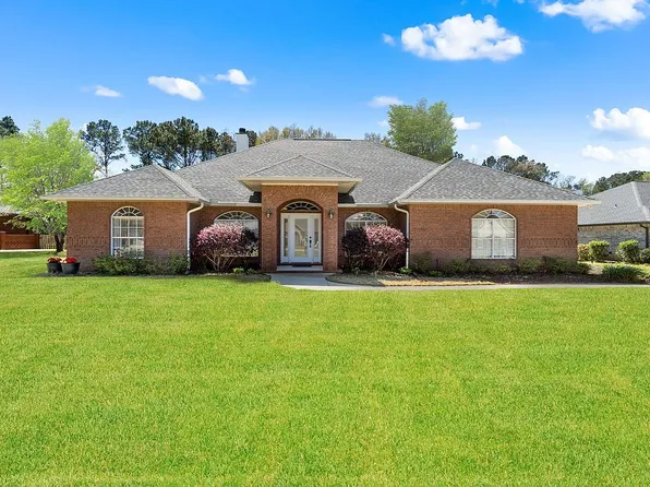 3015 Greystone Dr, Pace, FL 32571