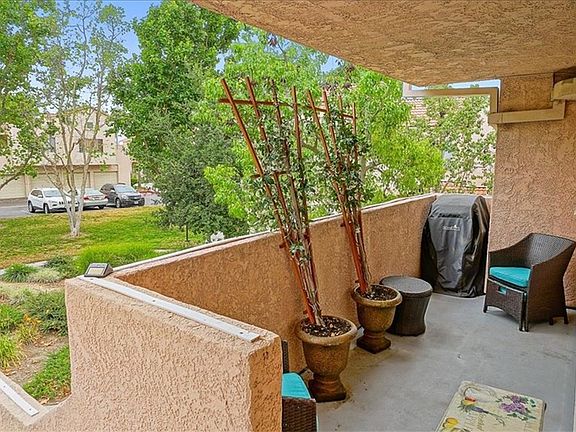 2nd image of 24436 Valle Del Oro Unit 203