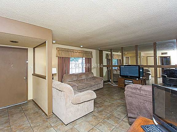 4th image of 4934 Monterrey Ave