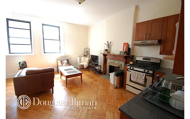 Rented by Douglas Elliman | media 5