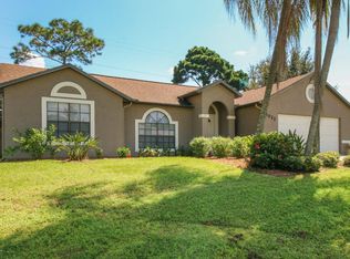 1023 Lamplighter Dr NW, Palm Bay, FL 32907