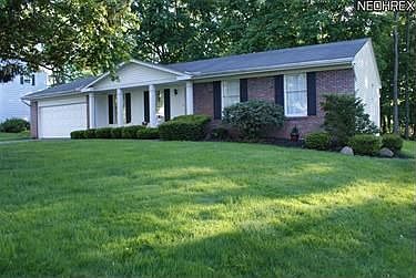 2nd image of 1501 White Oak Dr NE