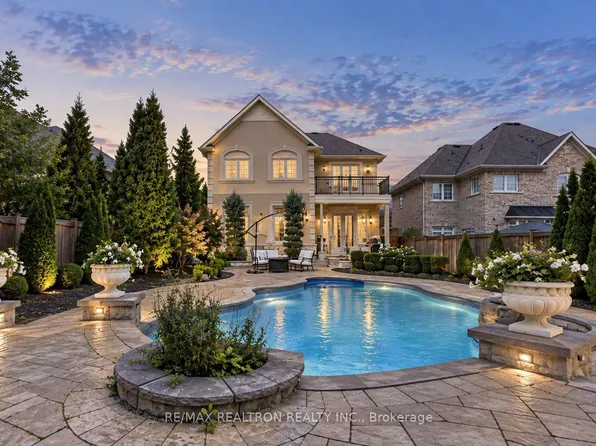 283 Lady Valentina Ave, Vaughan, ON L6A 4T2