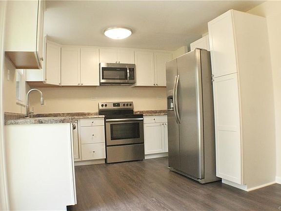 5th image of 7482 Jennifer Ln