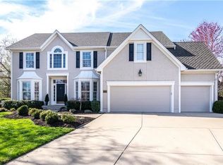 14016 Granada Rd, Leawood, KS 66224