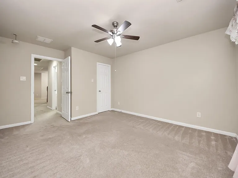 1251 Glenwood Canyon Ln — Photo 27
